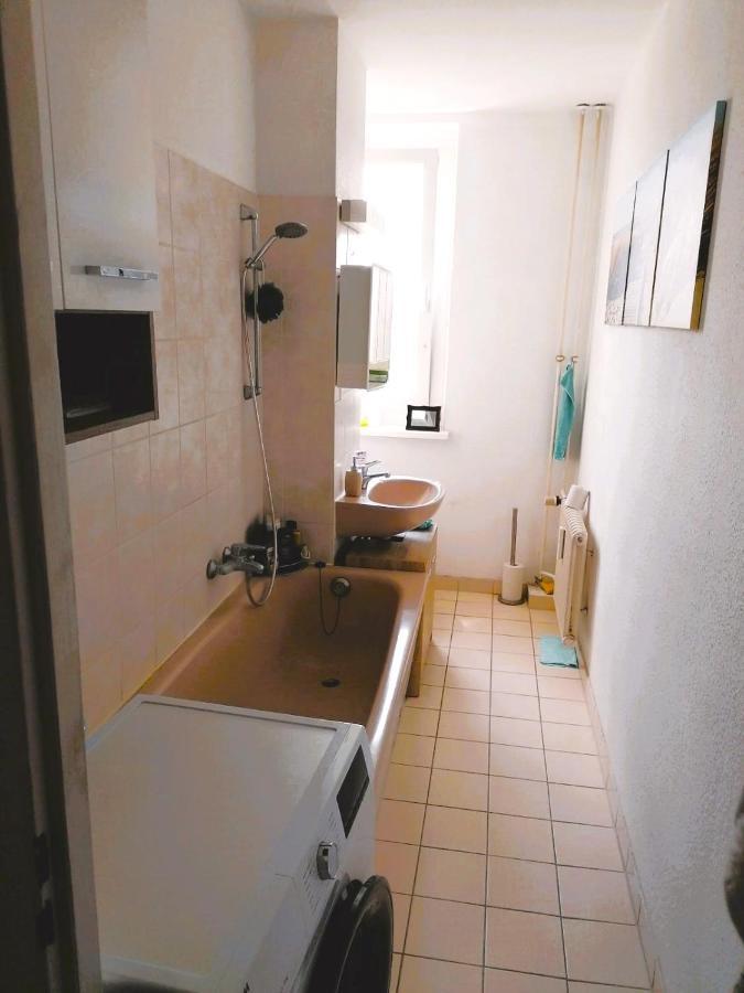 Trendy Cool And Cozy Big In A Area 12 Min Near From The Center Berlino